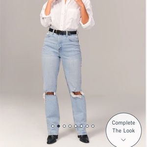 A&F Curve Love 90’s Jeans